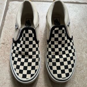 Classic slip on checkerboard vans size US Youth 4